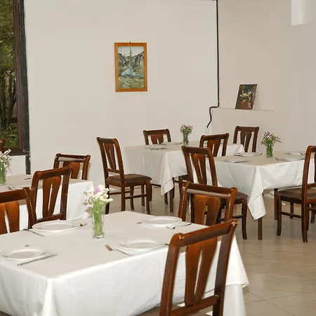 Restland Dilijan Family Hotel-3
