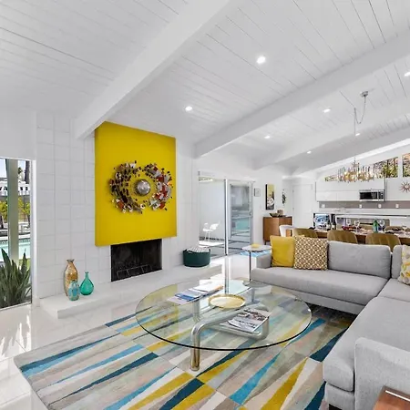 Villa Reel Paradise - Mid Century House-3