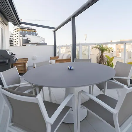 2Br Penthouse Paradise With Jacuzzi & Bbq In Sliema By 360 Estates-3