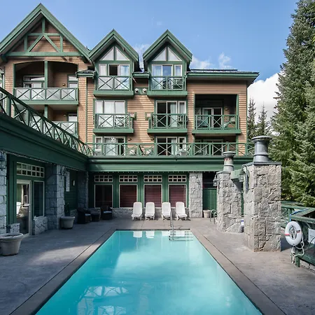 Pinnacle Hotel Whistler-2