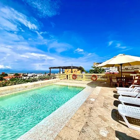 By Calamari Homes - El Porvenir 207 Walled City-2