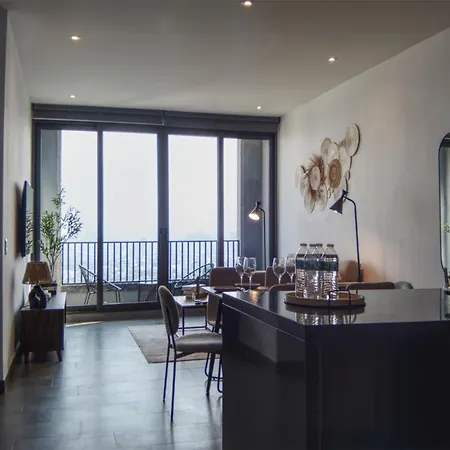Luxurious 2Br Apartment With Jacuzzi And Awesome Views-2