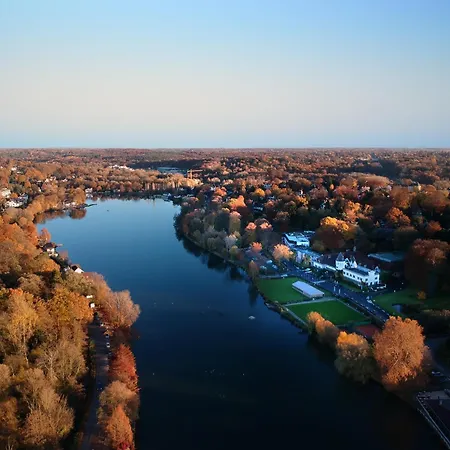 Martin'S Chateau Du Lac-3