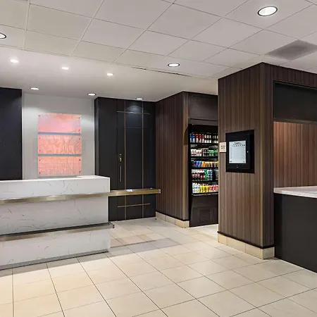 Hilton Garden Inn Los Angeles / Hollywood-2