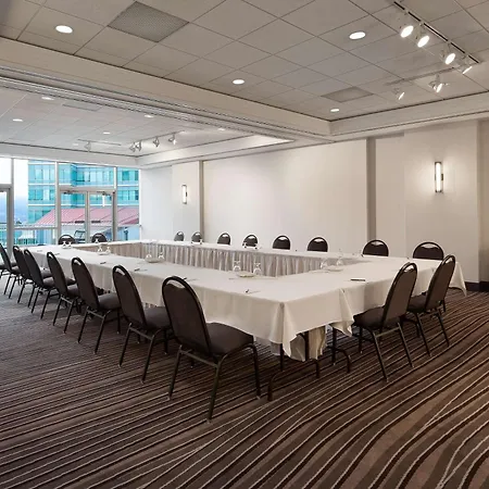 Hilton Vancouver Metrotown-2