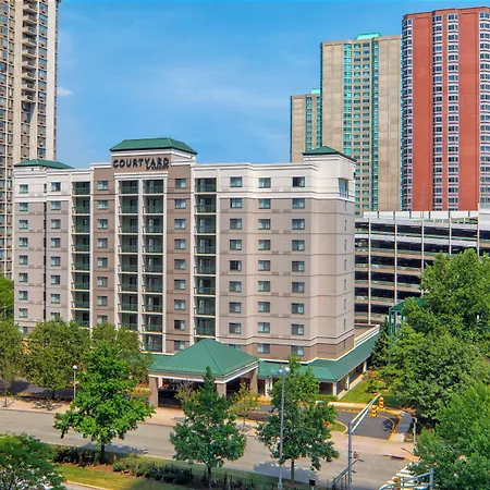Courtyard By Marriott Jersey City Newport-3