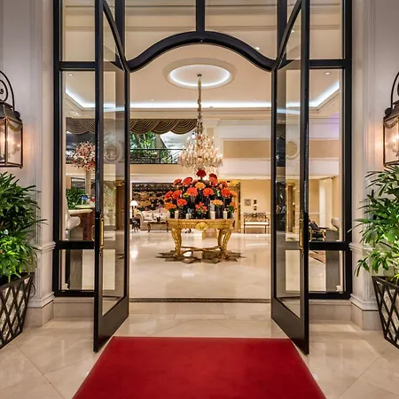 Beverly Hills Plaza Hotel & Spa-3