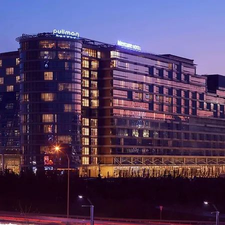 Pullman Istanbul Hotel & Convention Center-3