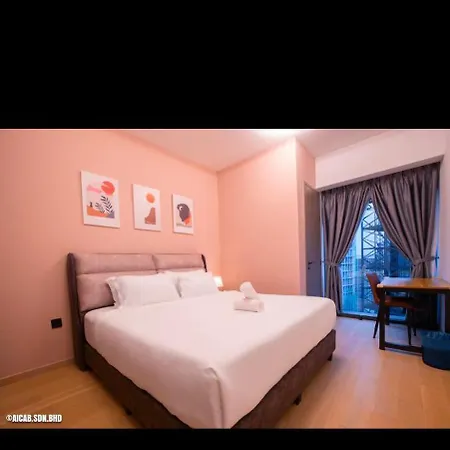 Eaton Kl,1R1B 0 Service,500 Mbps Klcc 2-4Pax-2