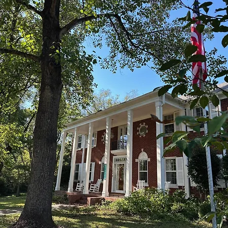 Charmed Manor-5 Mi To Dt, Opry & Airport, Beautiful Antique Estate, Sleeps 12-2