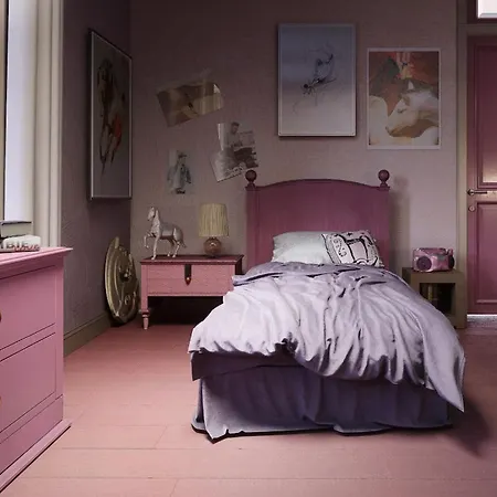 The Family House-2