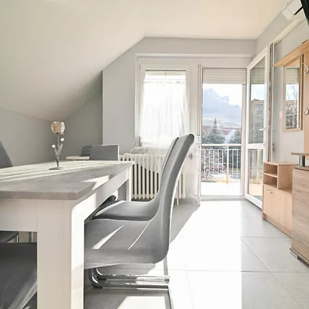 Var-Lak Apartman Suemeg-2