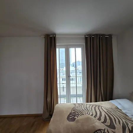 Berlin Travel 2-3
