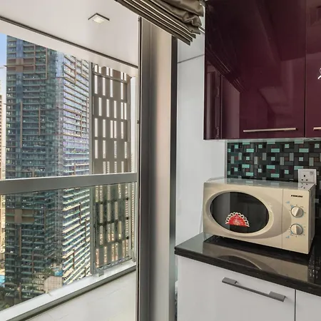2Br In The World-Famous Twisted Skyscraper-3