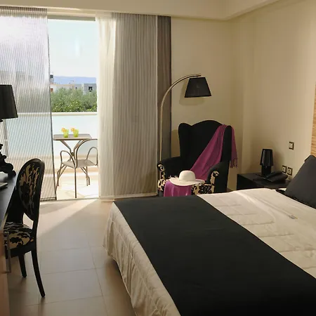 Angela Suites Boutique Hotel-3