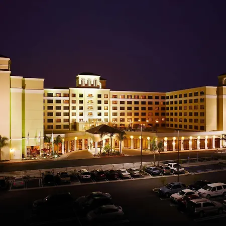 DoubleTree Suites By Hilton Anaheim Resort/Convention Center-3