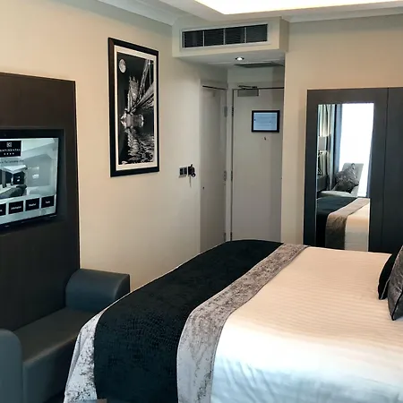 The Continental Hotel And Spa, Heathrow-2