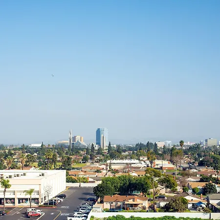 Sheraton Garden Grove-Anaheim South-3