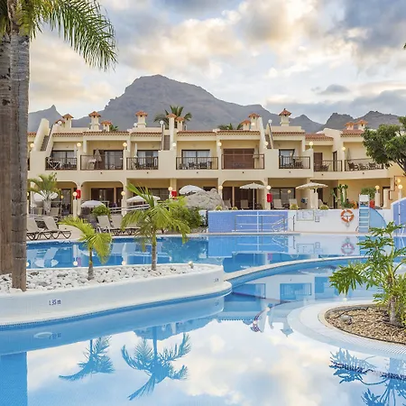 Royal Sunset Beach Club-2