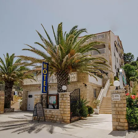 Hotel Vila Tina-3