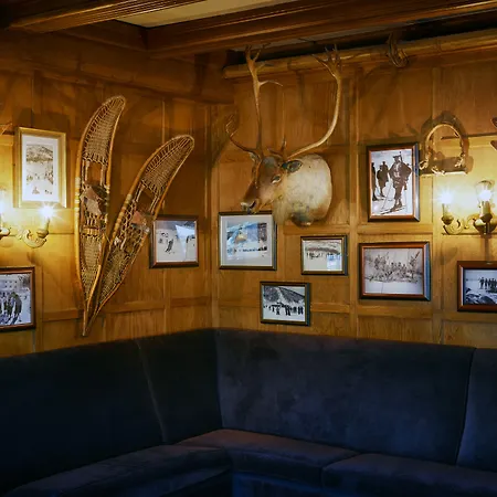 Dr. Holms Hotel-3