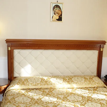 Hotel Villa Pinciana-2