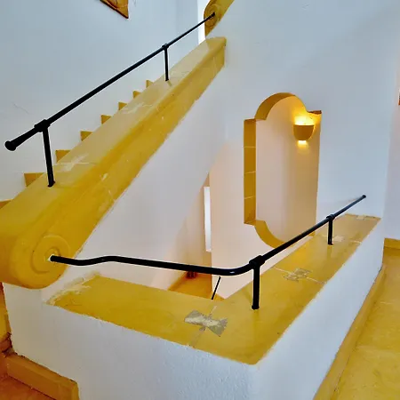 Chapel 5 Boutique Suites B&B-3