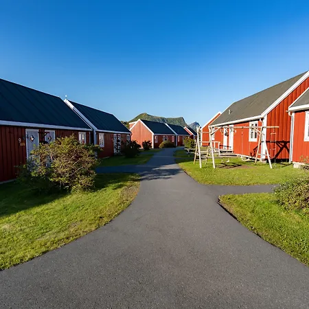 Nyvagar Rorbuhotell - By Classic Norway Hotels-3