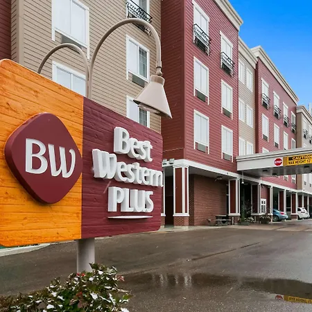 Best Western Plus Chateau Inn Sylvan Lake-2