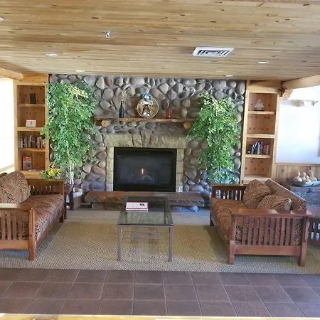 River Canyon Lodge-3