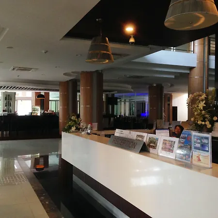 August Suites-2