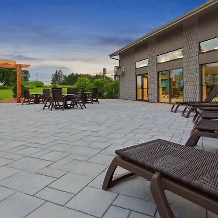 Best Western Pembroke Inn & Conference Centre-2