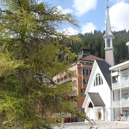 Hard Rock Hotel Davos-3