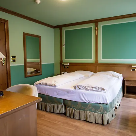 Hotel Compagnoni-3