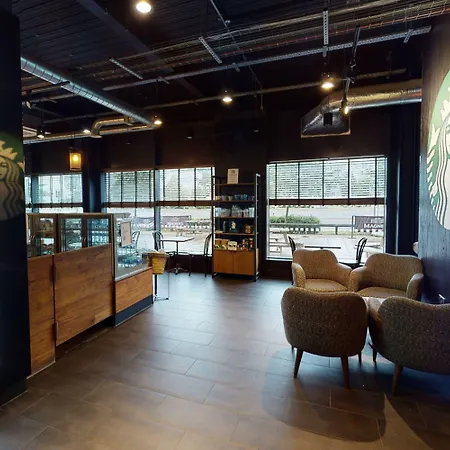 Village Hotel Glasgow-2
