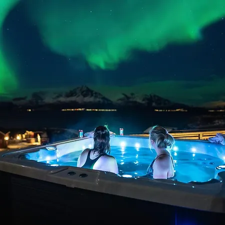 Dyroy Holiday - Lodge With Jacuzzi-3