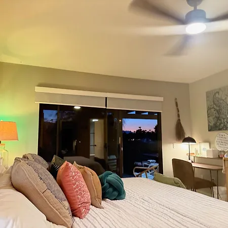 Spacious Villa 2 Bedroom 2 Ba On Golf Course-2