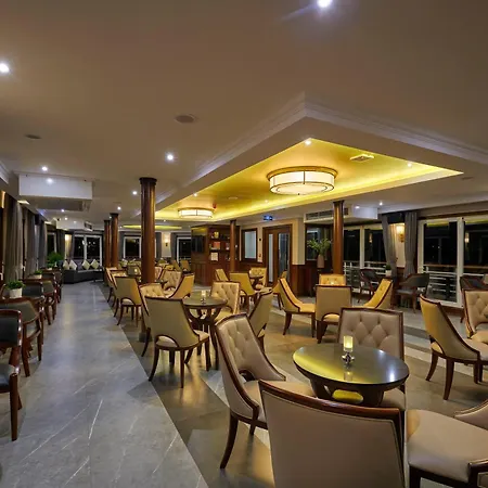 Paradise Legacy Cruise Halong-3