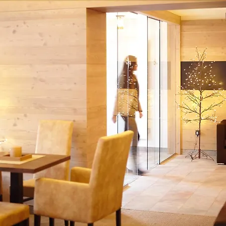 ArtHotel Anterleghes - Gardenahotels-3