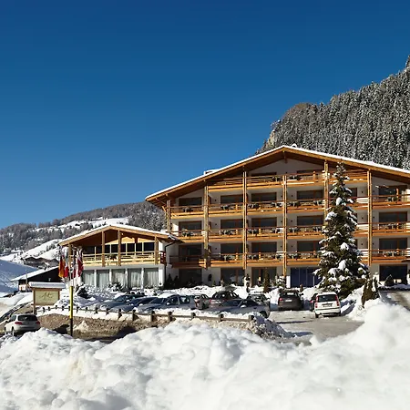 ArtHotel Anterleghes - Gardenahotels-2