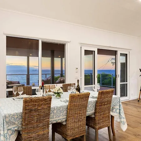 Martha'S Maison Heated Spa & Unbeatable Bay Views-2