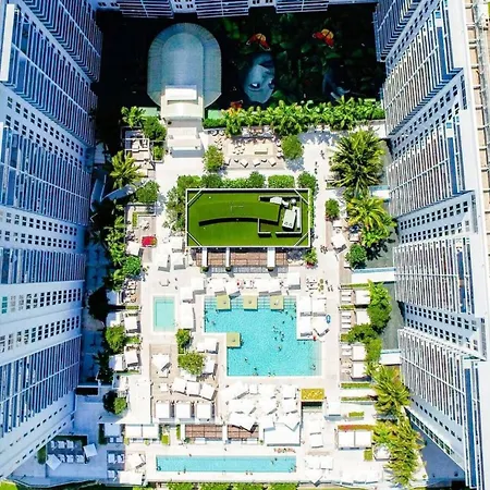 Amazing View 1 Hotel Corner Unit 2Br 2Ba W Balcony-3
