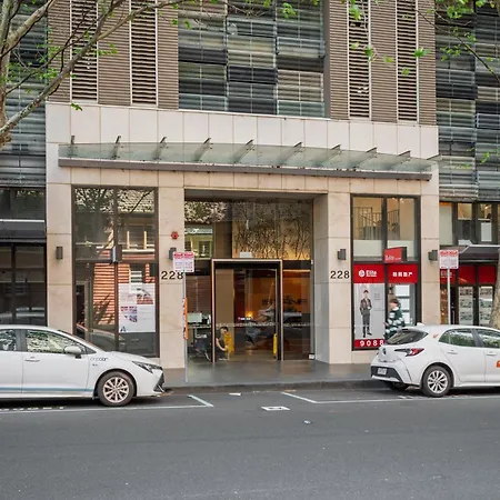 The Quiet Side Of The City - A Stylish 2 Bed 2 Bath Retreat-3