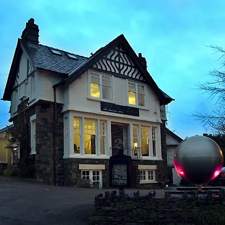 Windermere Boutique Hotel Spa Suites & Hot Tubs-3