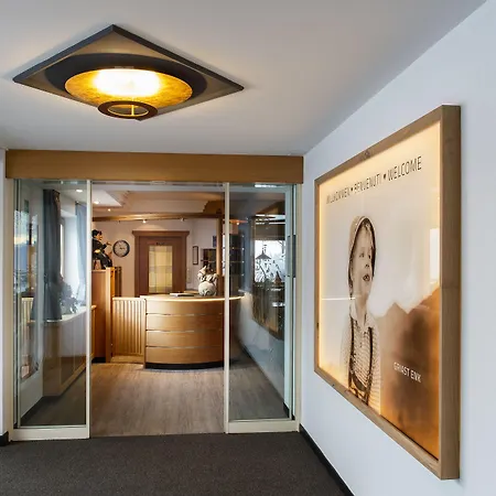 Hotel Alpenfrieden-3