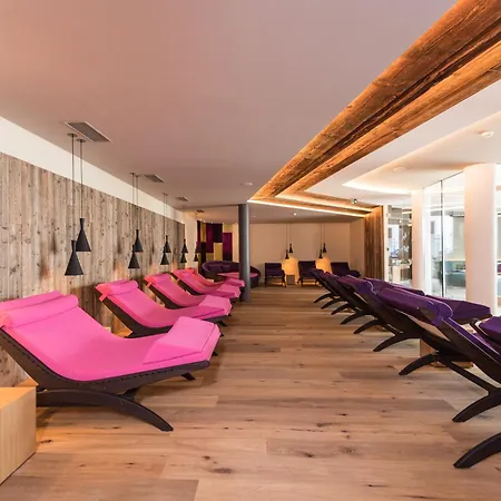 Mirabell Dolomites Hotel-3