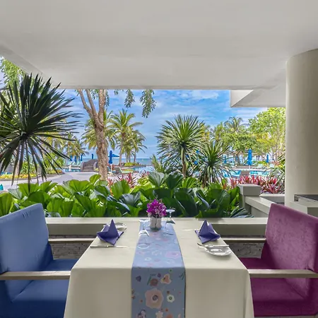 Royal Wing Suites & Spa Pattaya-2
