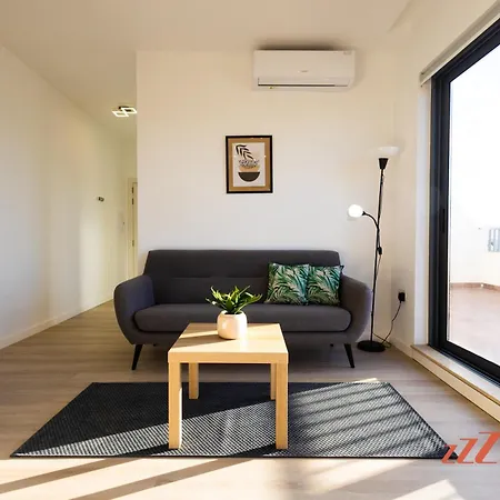 Penthouse Retreat For Couples In Historic Mosta-2
