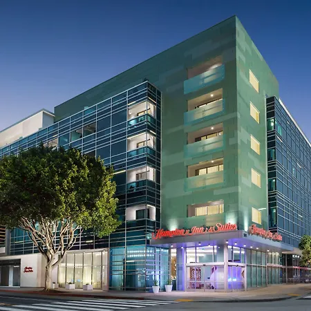 Hampton Inn & Suites Santa Monica-3