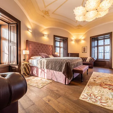 Chateau Appony-2